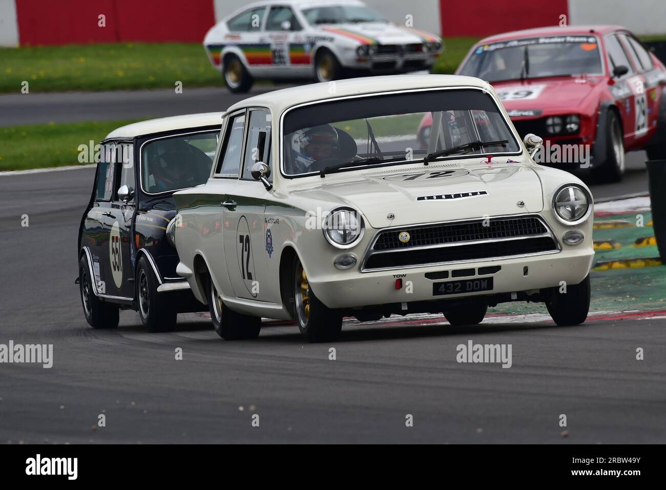 Roy Alderslade, Lotus Ford Cortina Mk1, un événement mettant en vedette deux grilles distinctes, DRHC Dunlop Allstars pour les voitures de sport, GT et Touring pré-1966. Les Alls Banque D'Images