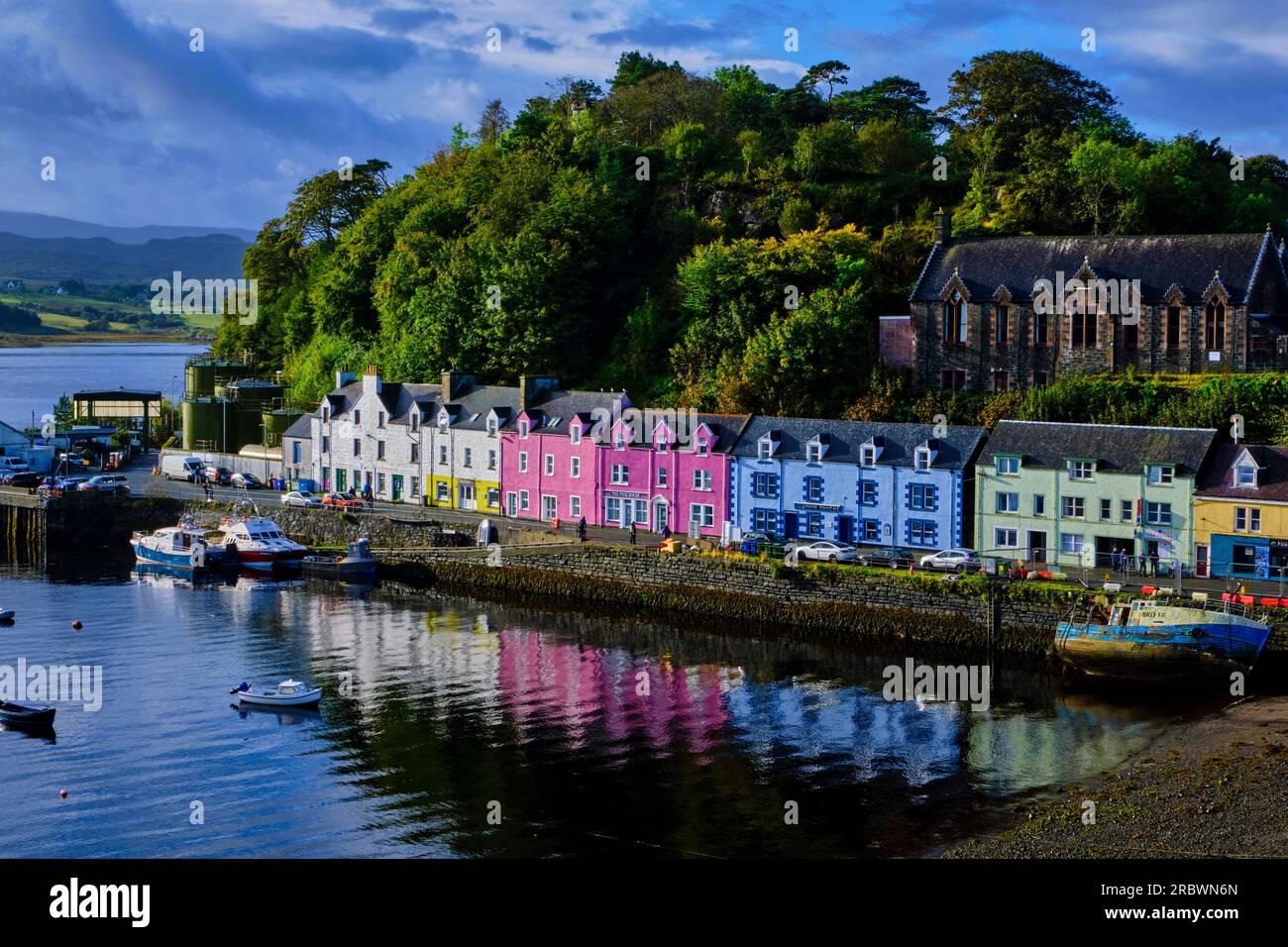 Royaume-Uni, Écosse, île de Skye, port de pêche de Portree Banque D'Images