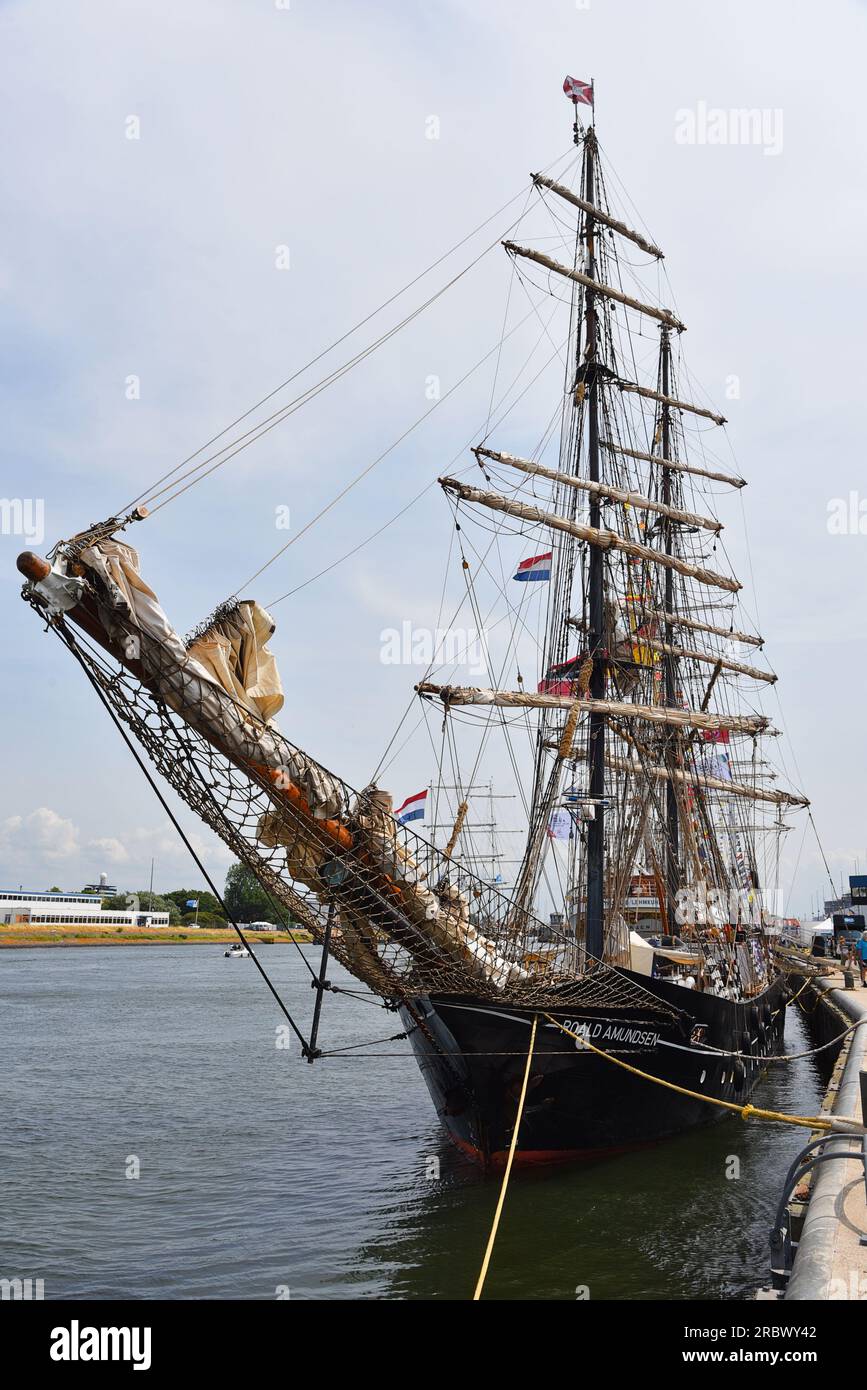 Den Helder, pays-Bas. 30 juin 2023. Diverses tondeuses et grands ...