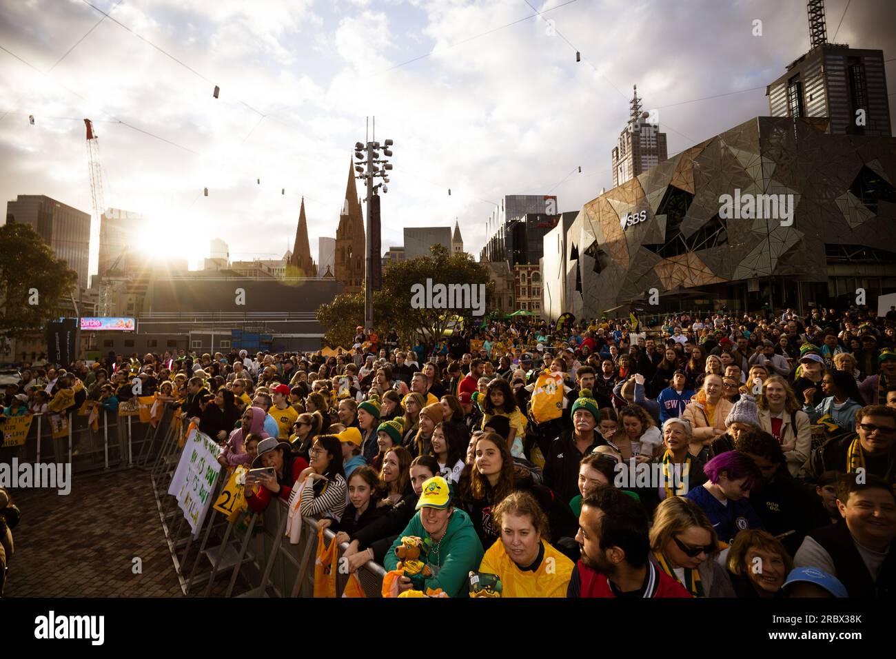 Melbourne, Victoria, Australie. 11 juillet 2023. MELBOURNE, AUSTRALIE - 11 JUILLET : annonce et présentation des supporters à la coupe du monde féminine Matildas de Commbank australienne à Federation Square le 11 juillet 2023 à Melbourne, Australie. (Image de crédit : © Chris Putnam/ZUMA Press Wire) USAGE ÉDITORIAL SEULEMENT! Non destiné à UN USAGE commercial ! Crédit : ZUMA Press, Inc./Alamy Live News Banque D'Images