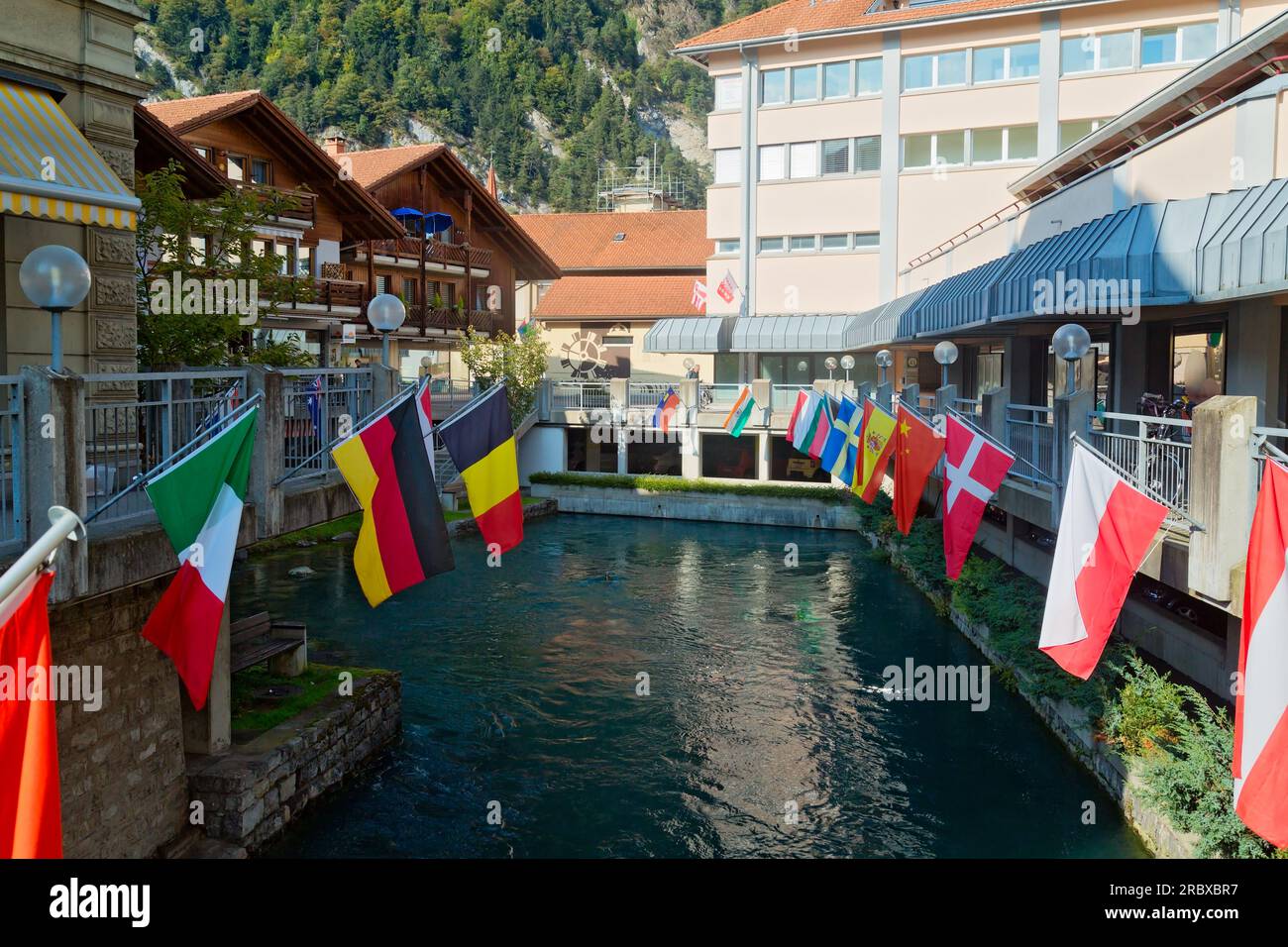 Village traditionnel d'Interlaken, Alpes, Suisse Banque D'Images