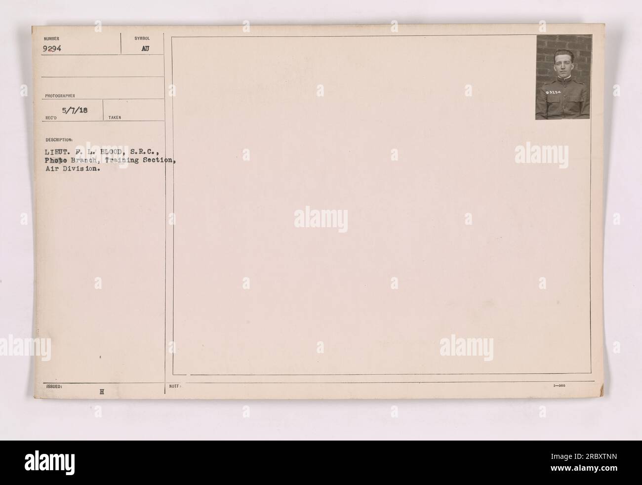 Le lieutenant F. L. Blood, de la Direction de la photographie de la Section de la formation de la Division aérienne, est représenté sur cette photographie. L'image a été prise le 7 mai 1918, sous les instructions H SYMBOLE au NOTF #3154. Banque D'Images