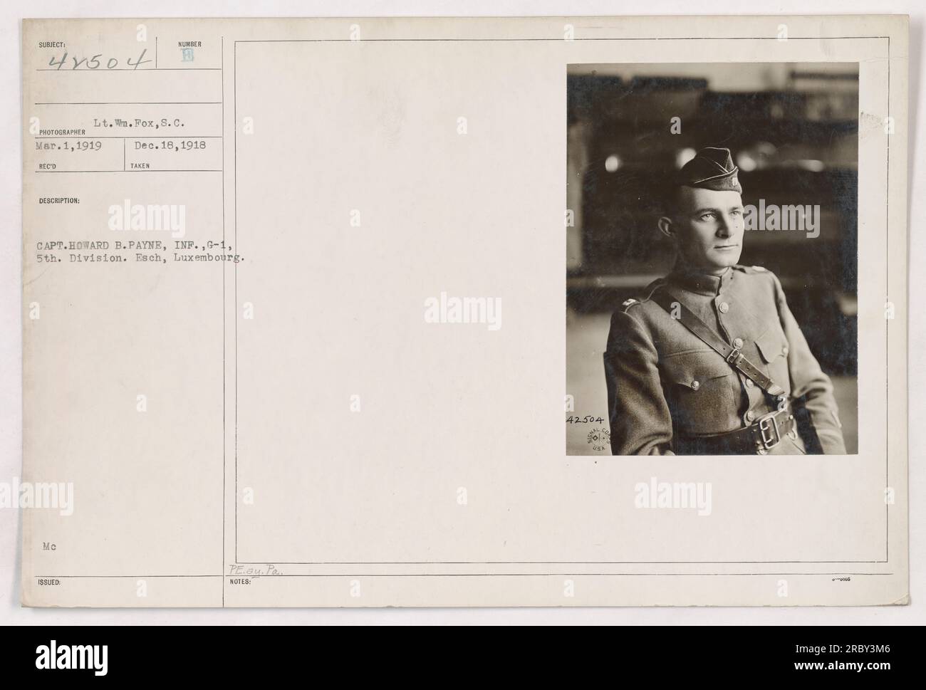 Le lieutenant W. Fox, S.C., a pris cette photographie le 1 mars 1919. Le numéro de légende est 111-SC-42504, et le sujet est le capitaine Howard B. Payne, un officier d'infanterie du G-1, 5e division. La photo a été prise à Esch, au Luxembourg, et elle a été publiée en Pennsylvanie. Banque D'Images