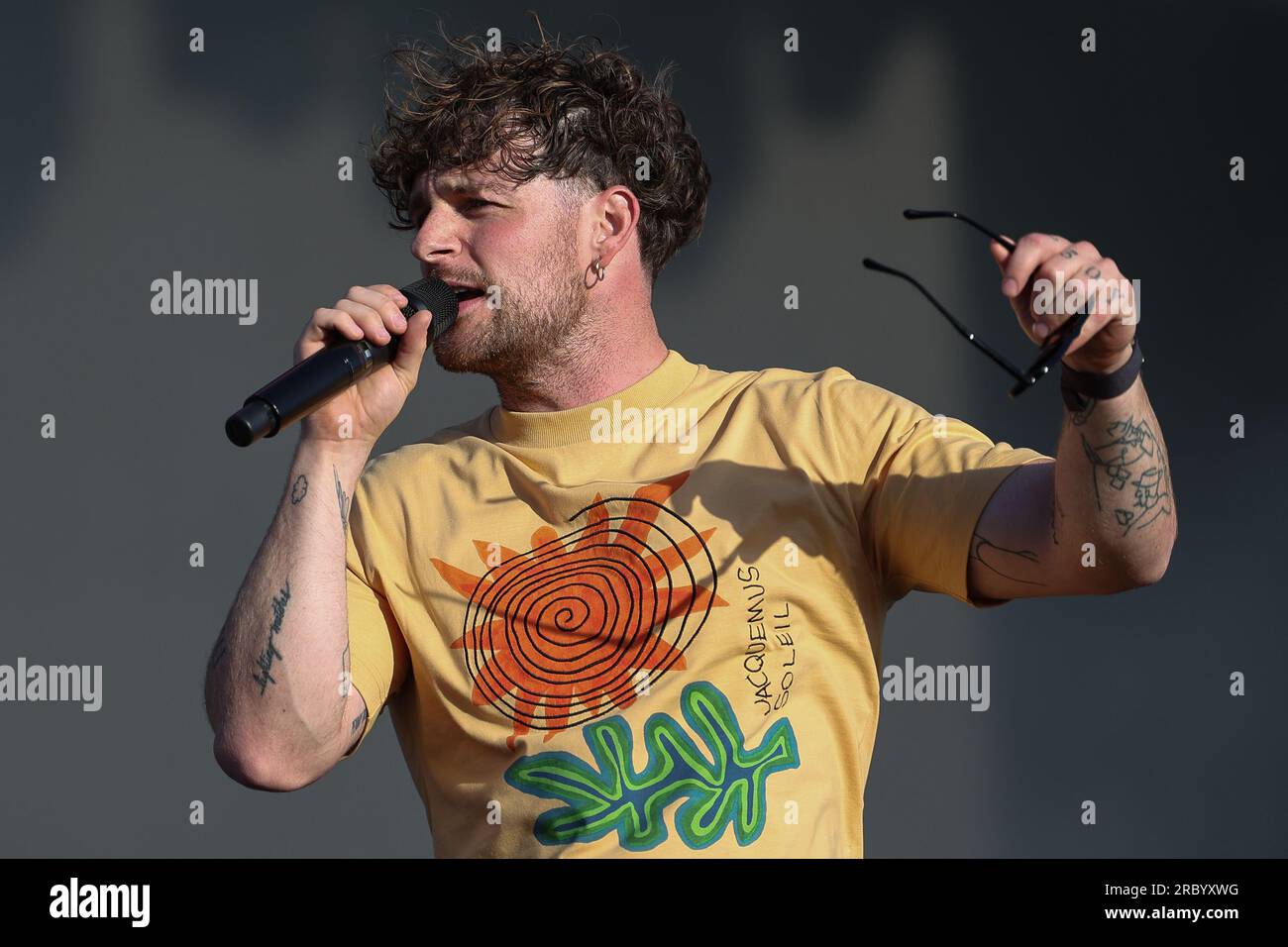 Tom Grennan, l'affiche et artiste chante et se produit en direct pour les fans du Grand prix après la course finale sur la Chrome main Stage pendant la FORMULE Banque D'Images
