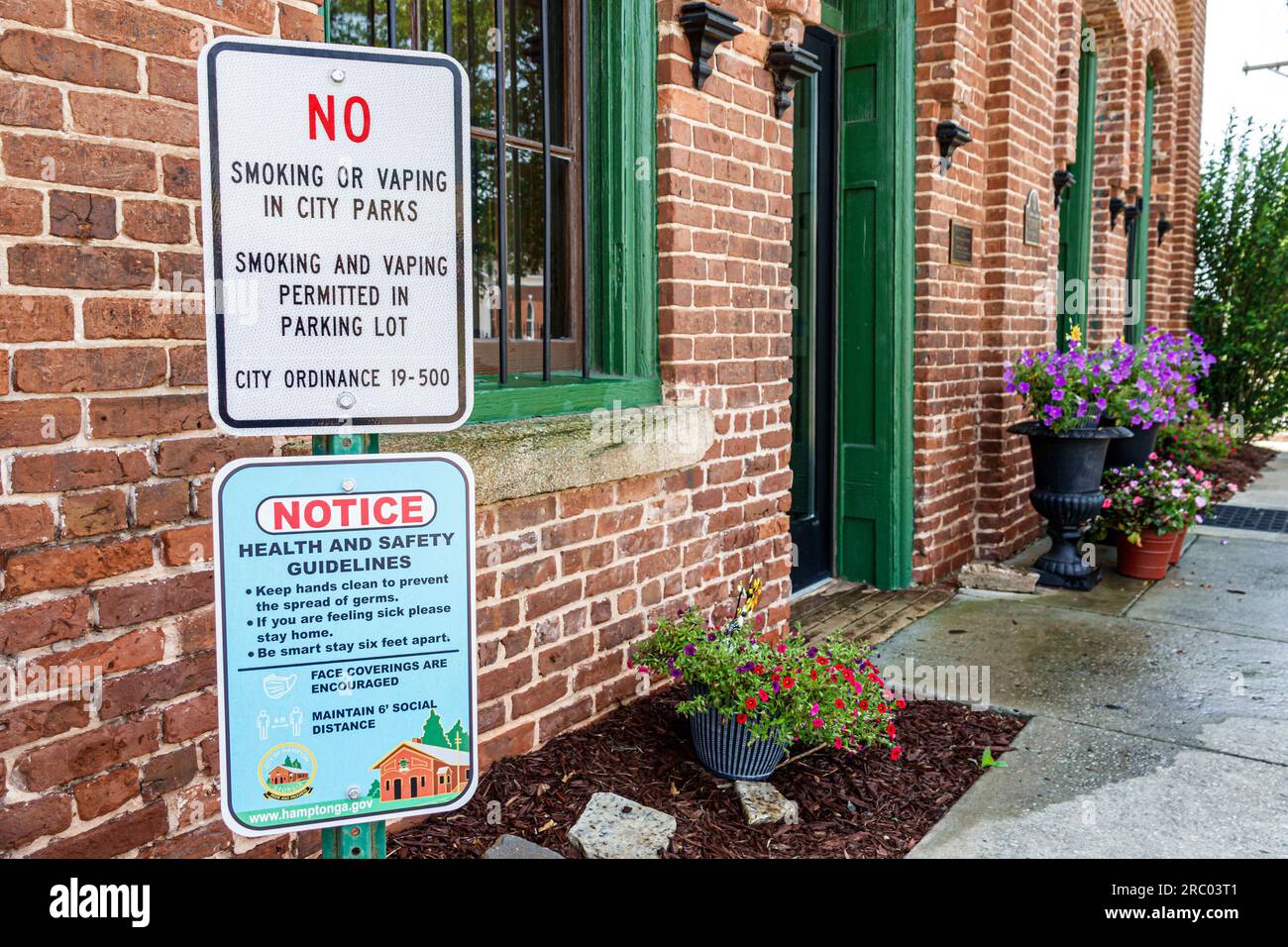 Hampton Georgia, interdiction de fumer ou vapoter dans les parcs de la ville Banque D'Images