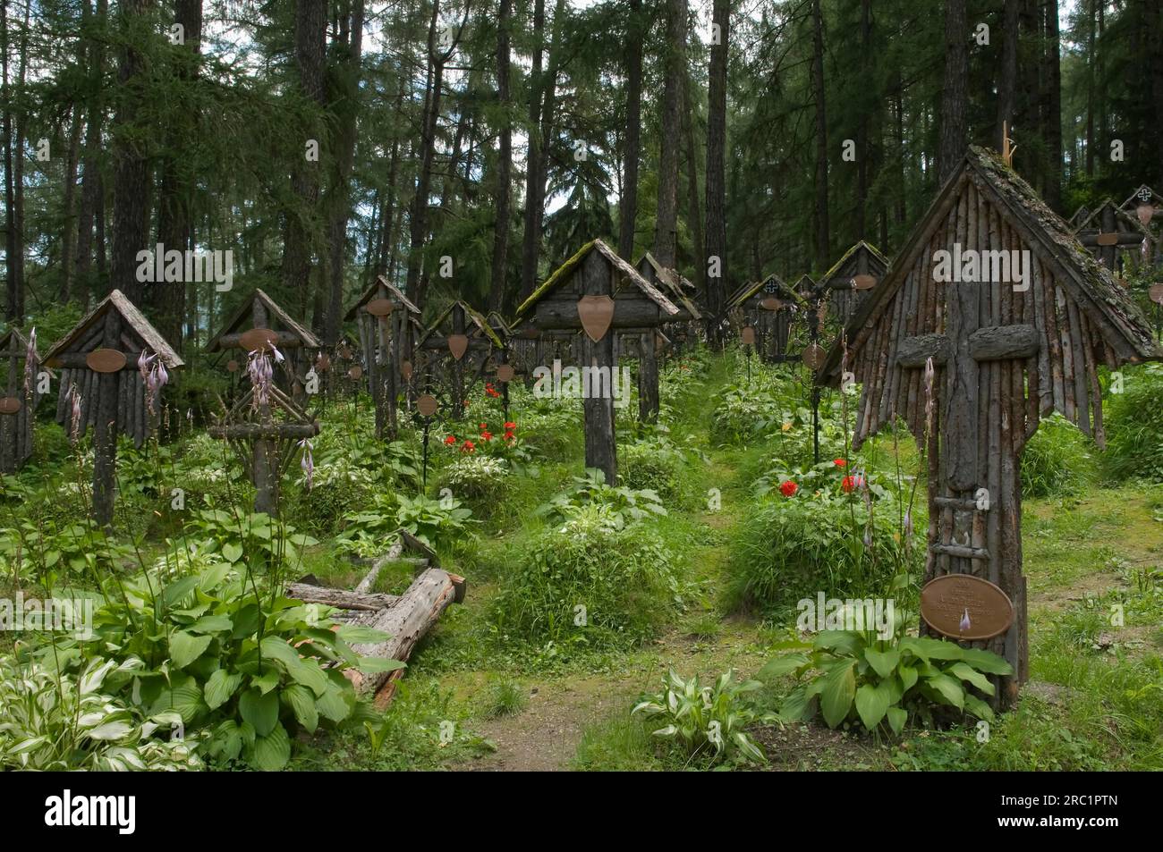 Cimetière militaire de la 1e Guerre mondiale à Bruneck dans la vallée de Puster, Tyrol du Sud Banque D'Images