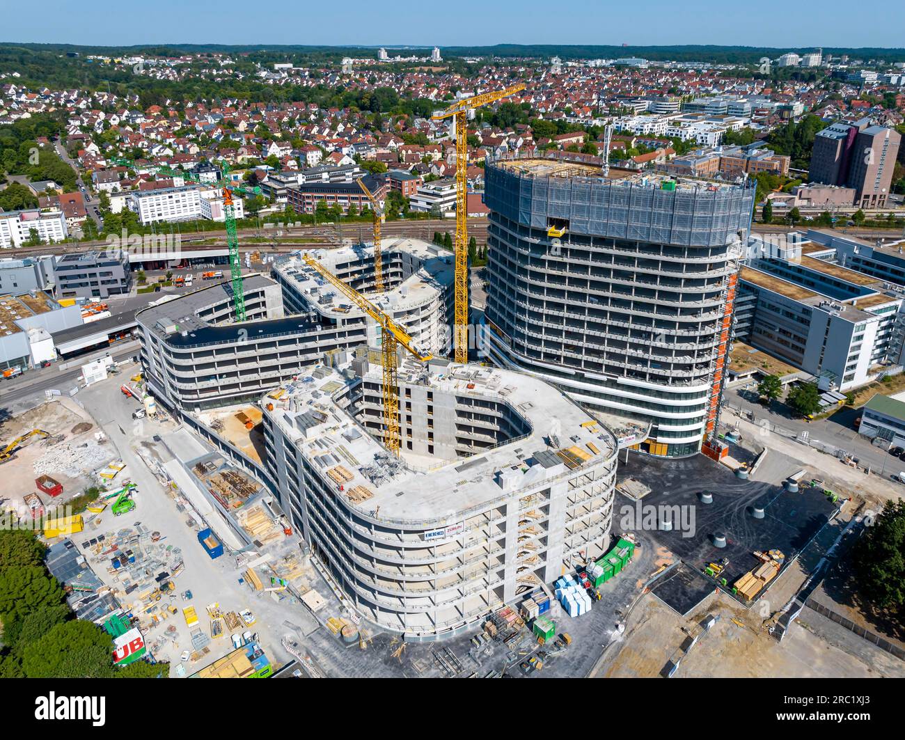 Allianz Park chantier, coque avec grue, le groupe d'assurance veut fusionner les sites précédents de Stuttgart ici, Vaihingen, Stuttgart Banque D'Images