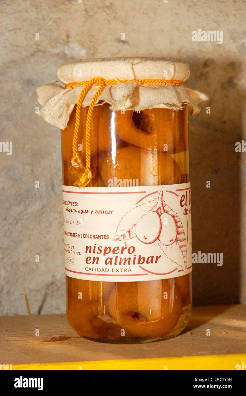 Pot de medlars bouillis, Altea, Costa Blanca, Espagne Banque D'Images