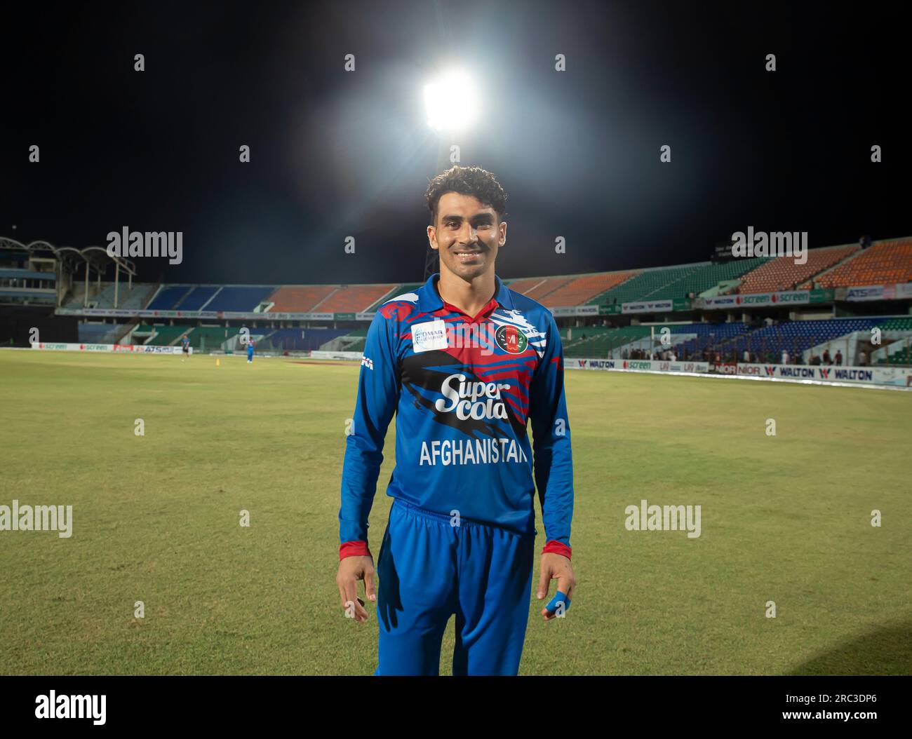 Dans la série de trois matchs ODI entre le Bangladesh et l'Afghanistan, l'Afghanistan a remporté la série par 2-1 Banque D'Images