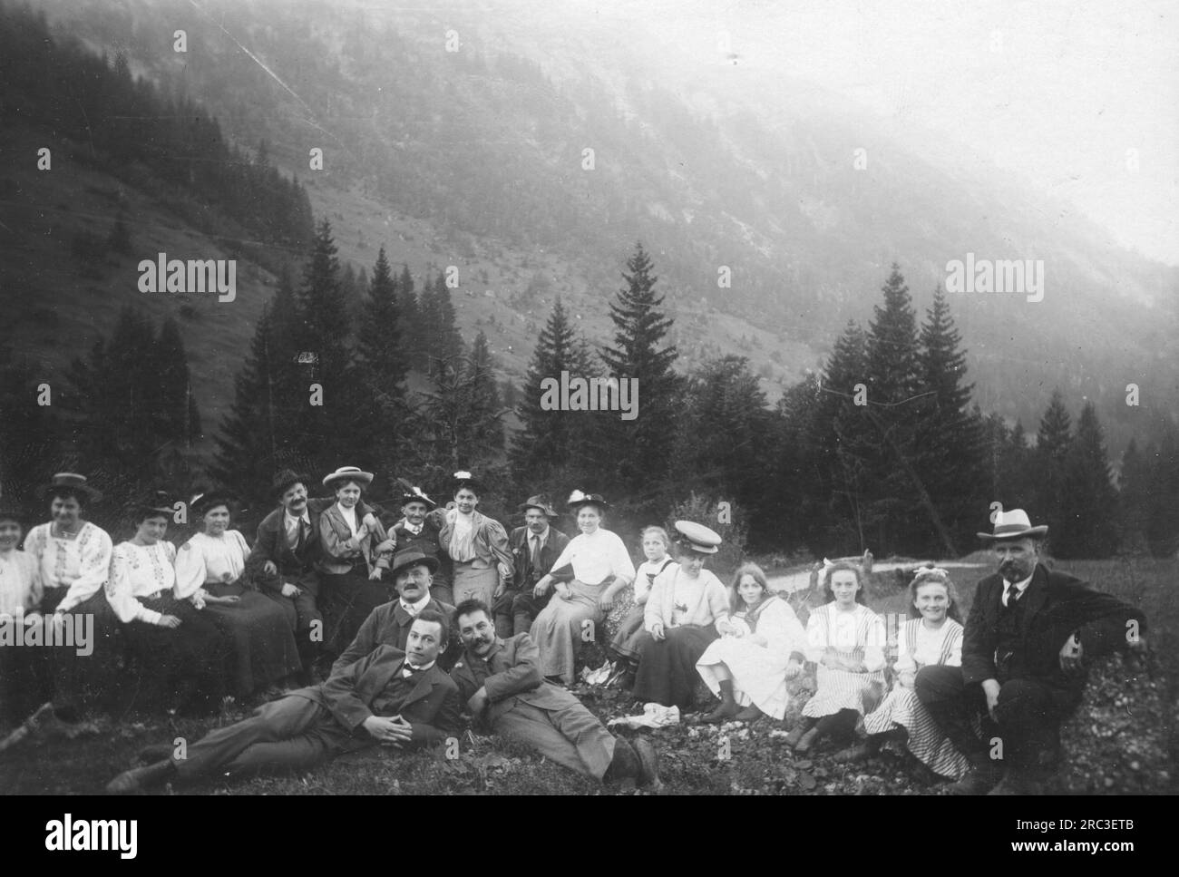 Loisirs, excursion, groupe près d'Immenstadt, septembre 1908, INFORMATIONS-AUTORISATION-DROITS-SUPPLÉMENTAIRES-NON-DISPONIBLES Banque D'Images