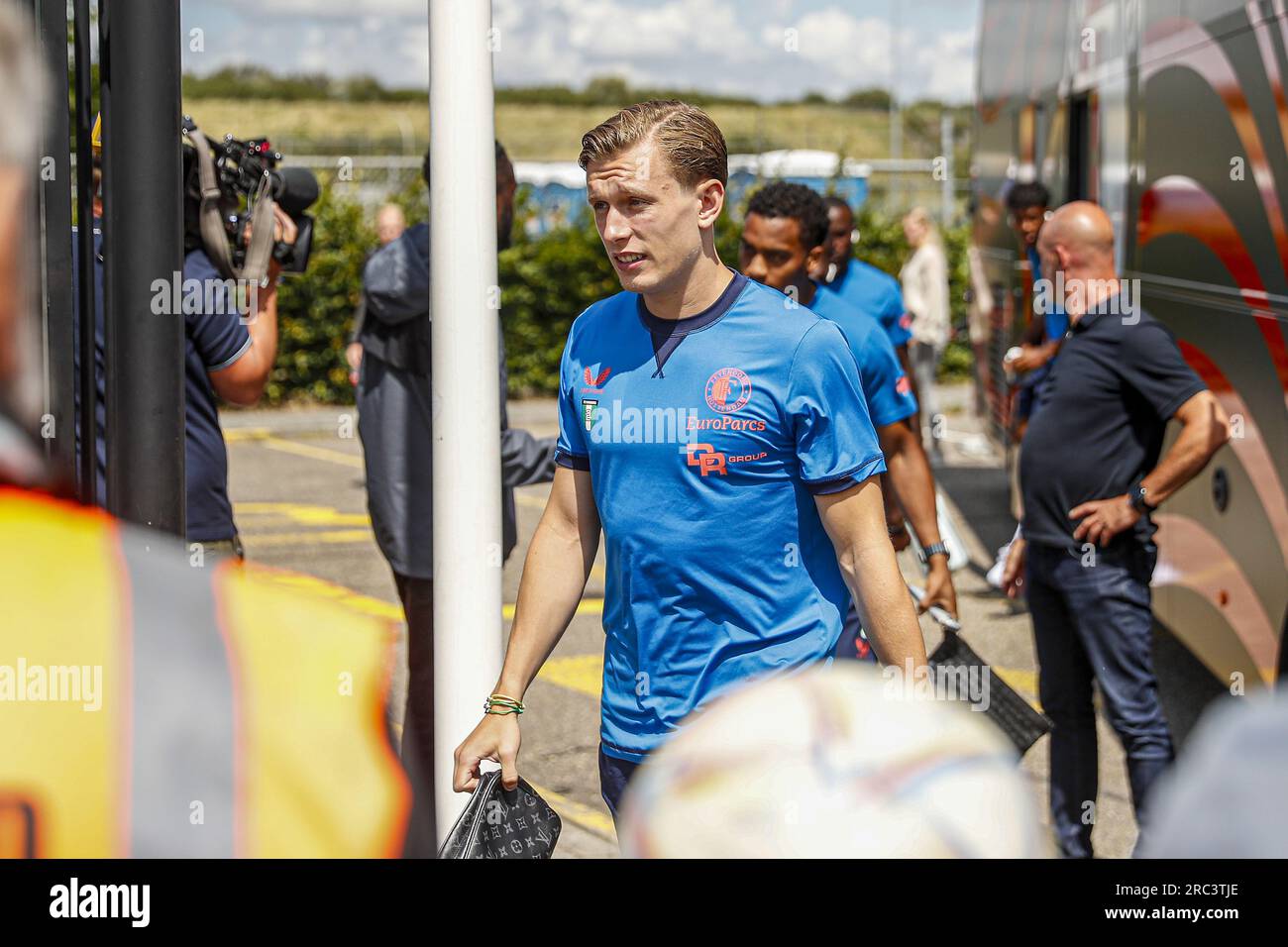 BARENDRECHT - 12/07/2023, Marcus Pedersen de Feyenoord arrive avant le match amical entre Feyenoord et Club Brugge au Sportpark Smitshoek le 12 juillet 2023 à Barendrecht, pays-Bas. ANP BART STOUTJESDYK Banque D'Images