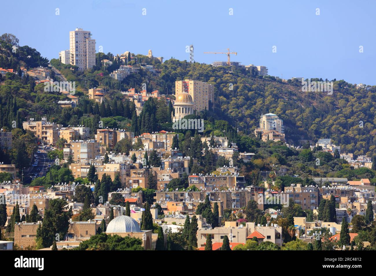 Haifa ville montagne du Carmel en Israël. Paysage urbain du district de Hadir Hacarmel à Haïfa. Banque D'Images