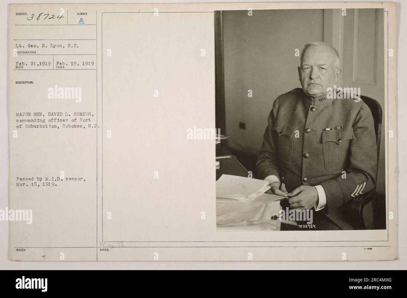 Légende de l'image : Major général David L. Shanks, commandant du port d'embarquement, Hoboken, New Jersey, pendant la première Guerre mondiale La photographie a été prise le 19 février 1919 par le lieutenant Geo. H. Lyon, S.C. Il a été adopté par le censeur du M.I.D. le 10 mars 1919. Cette image fait partie de la collection 'photographies des activités militaires américaines pendant la première Guerre mondiale'. (111-SC-38724) Banque D'Images