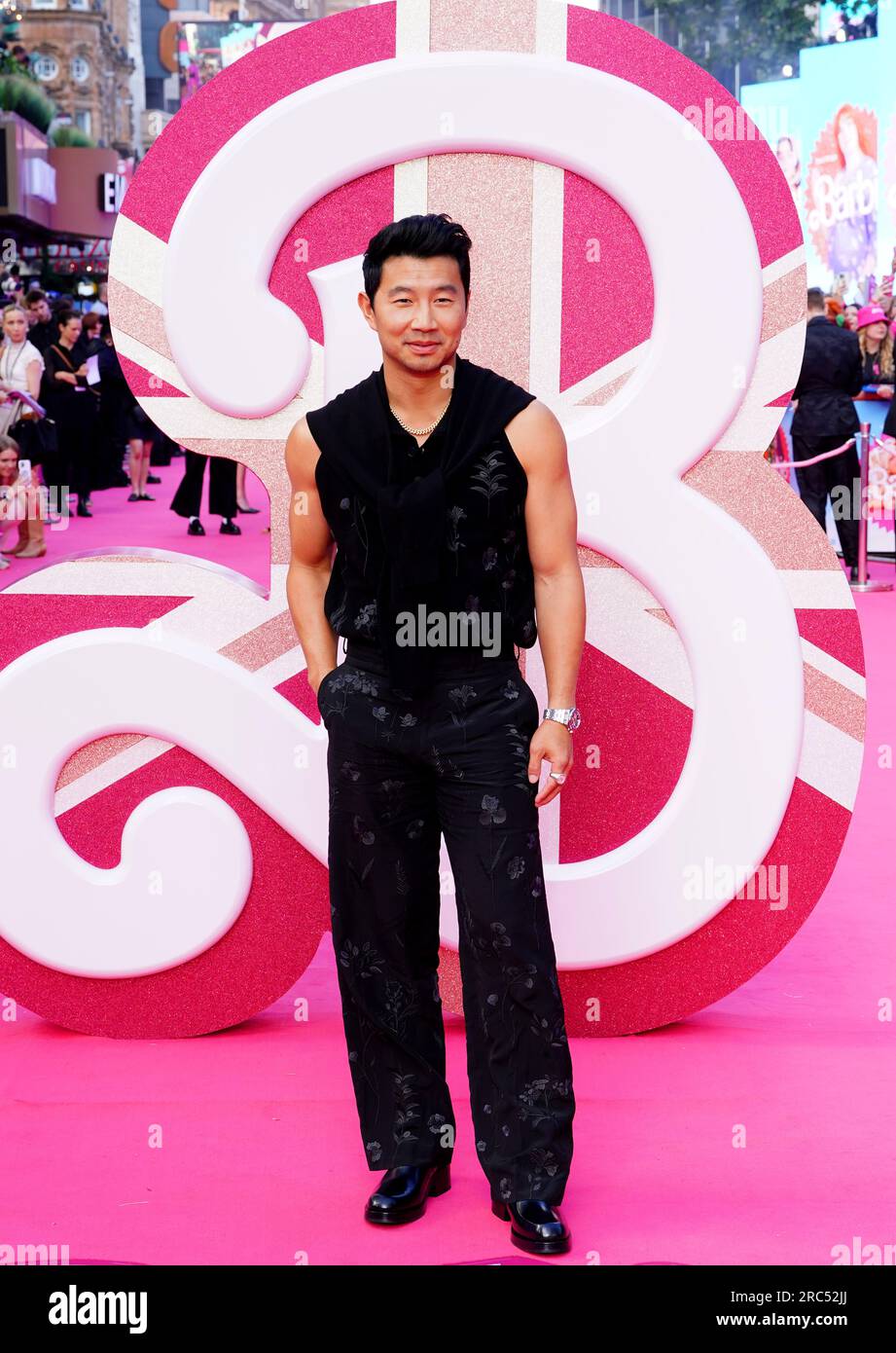 Simu Liu arrive pour la première européenne de Barbie au Cineworld Leicester Square à Londres. Date de la photo : mercredi 12 juillet 2023. Banque D'Images