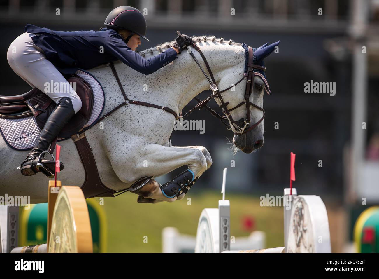 Claire Schreder participe au Rolex North American Grand Prix à Spruce Meadows. Banque D'Images