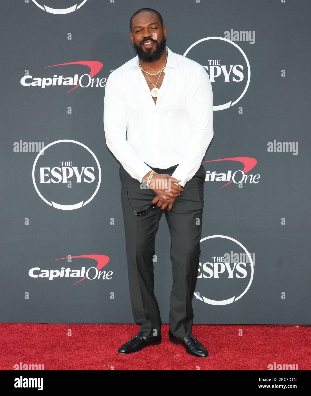 Los Angeles, États-Unis. 12 juillet 2023. Jon Jones arrive aux 2023 ESPY Awards qui se tiennent au Dolby Theatre à Hollywood, CA le mercredi, ?juillet 12, 2023. (Photo de Sthanlee B. Mirador/Sipa USA) crédit : SIPA USA/Alamy Live News Banque D'Images