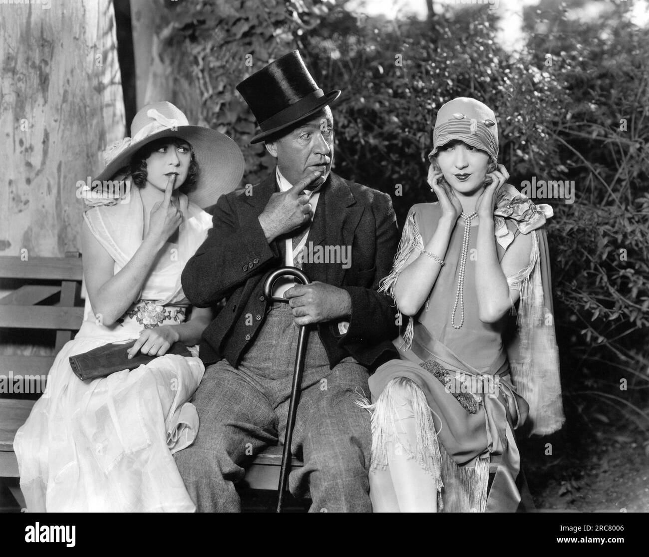 Hollywood, Californie : 1928 J. Farrell MacDonald dans une scène de 'Bringing Up Father' Banque D'Images Hollywood, Californie : 1928 J. Farrell MacDonald dans une scène de 'Bringing Up Father' Banque D'Images
