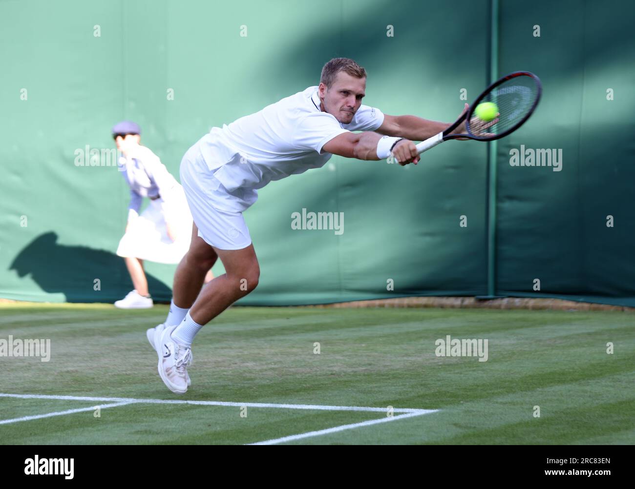 Londres, Royaume-Uni. 07 juillet 2023. Tallon Griekspoor et Bart Stevens des pays-Bas pendant la cinquième journée des Championnats de Wimbledon 2023 au All England Lawn tennis and Croquet Club, Wimbledon à Londres, le vendredi 07 juillet 2023. (Photo Hugo Philpott/Agence BSR) crédit : Agence BSR/Alamy Live News Banque D'Images