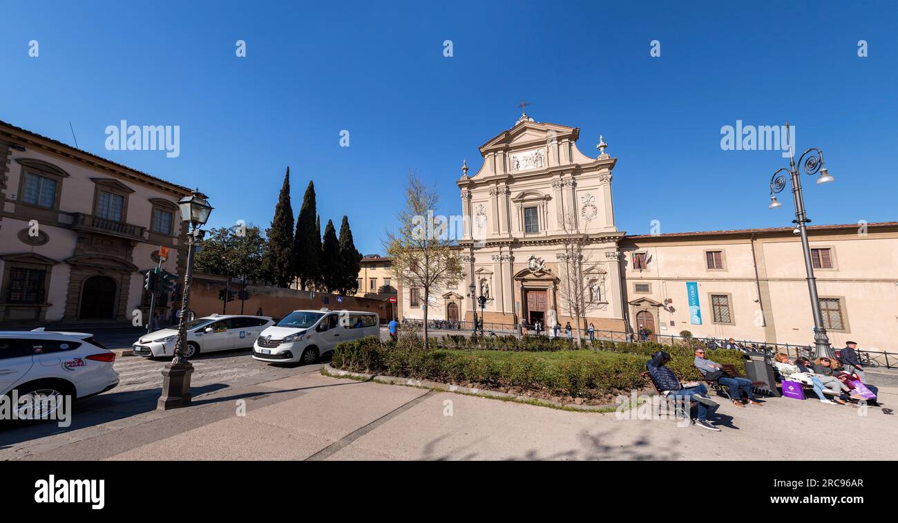 Florence, Italie - 6 avril 2022: La place Saint-Marc est une place dans la zone nord du centre historique de Florence, Italie Banque D'Images