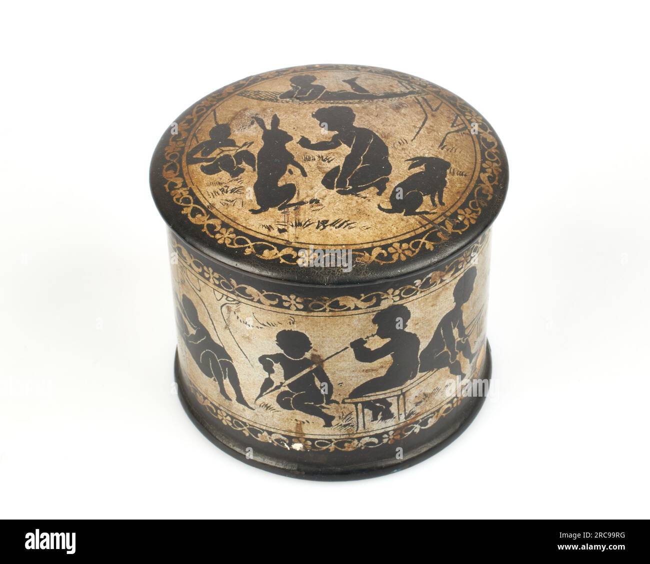 Antique English Peter Pan argent et laque noire boîte de papier mâché Banque D'Images