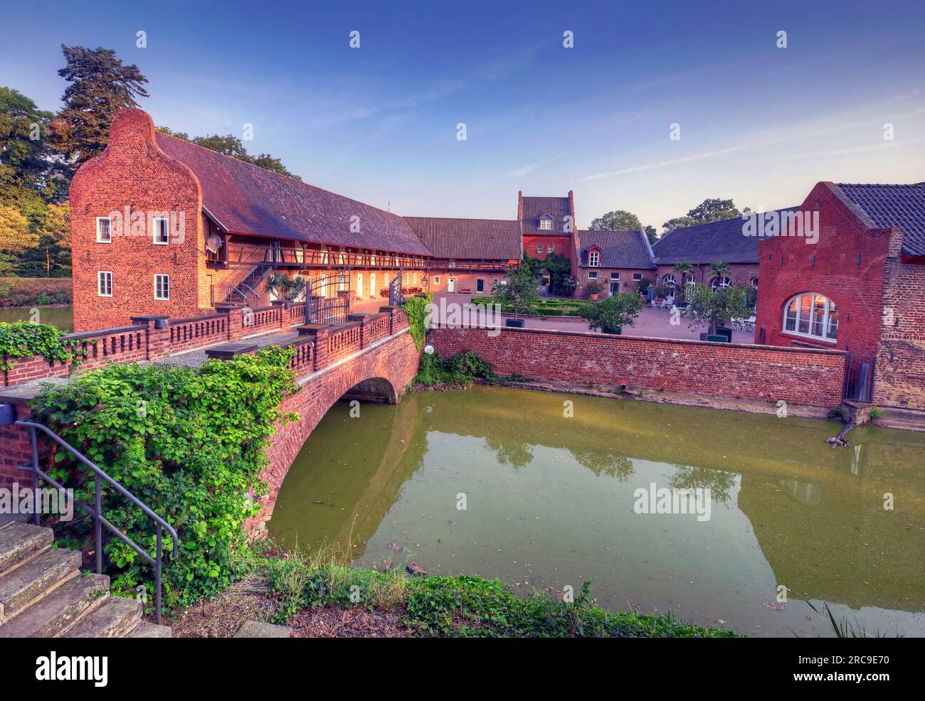 Burg Heimerzheim in Nordrhein-Westfalen, Wasserschloss, Heimerzheim, Bonn, Deutschland, Europa. Banque D'Images