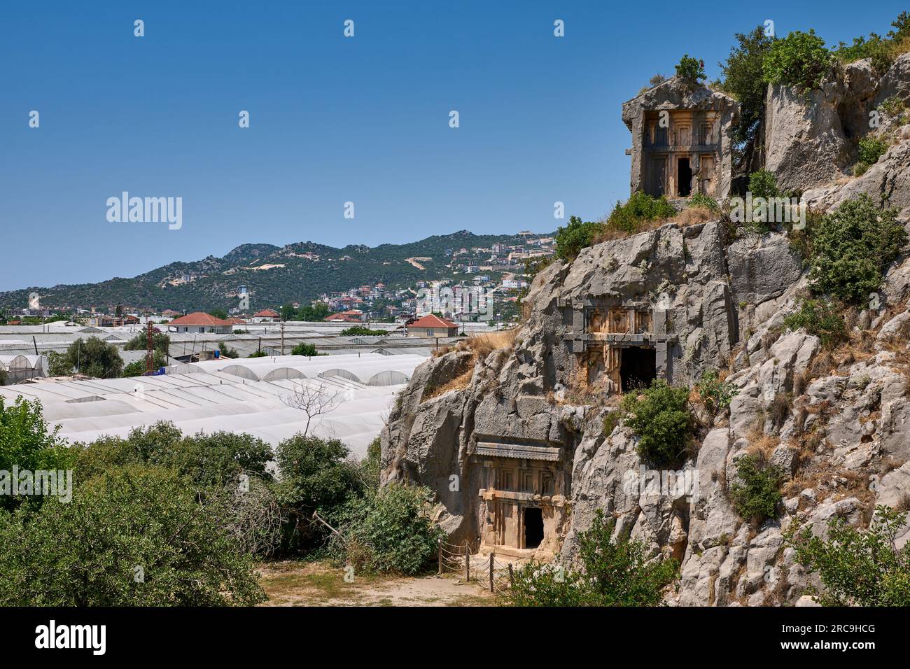 Lykische Felsengraeber in einer Felswand von Myra Ancient City, Demre, Tuerkei |tombes rocheuses lyciennes dans une paroi rocheuse de Myra Ancient City, Demre, Turk Banque D'Images