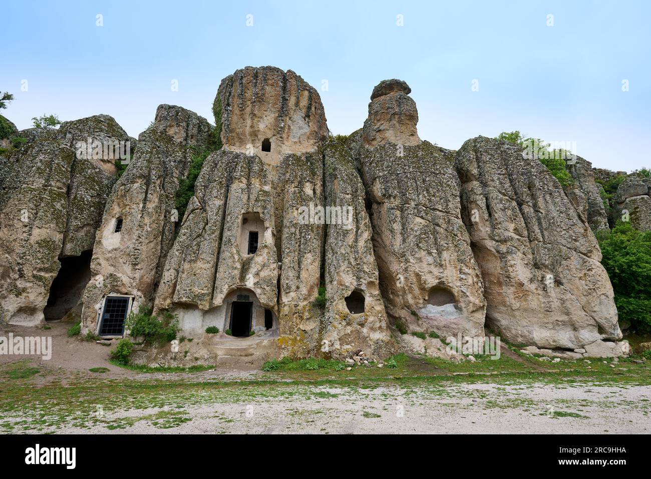 Vulkanische Tuffformation von Felsen BEI Kilistra (Glystra), St. Paul's Way, Gökyurt, Türkei, die frühchristliche Höhlenkirchen und vorrömische Höhlen Banque D'Images