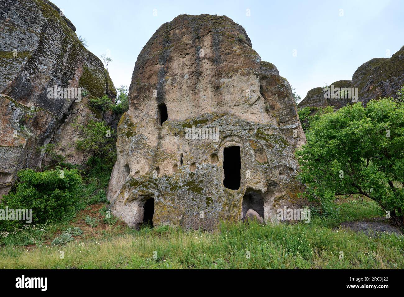 Vulkanische Tuffformation von Felsen BEI Kilistra (Glystra), St. Paul's Way, Gökyurt, Türkei, die frühchristliche Höhlenkirchen und vorrömische Höhlen Banque D'Images