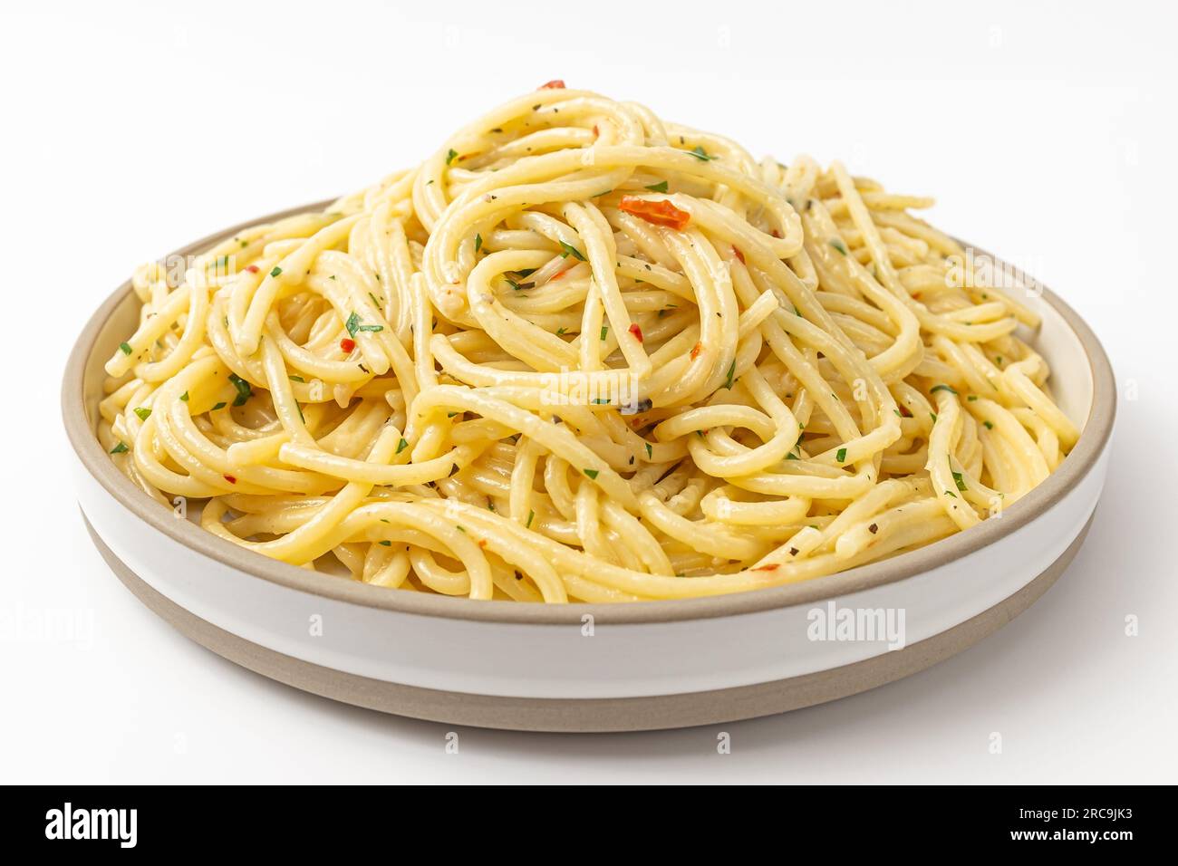 Aglio e olio sur fond blanc Banque D'Images