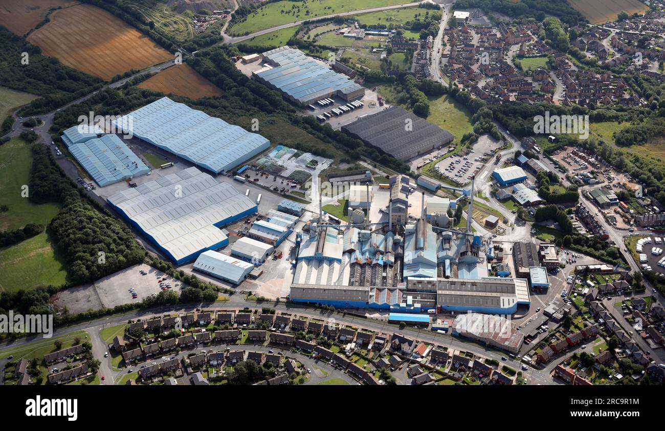 Vue aérienne de l'entreprise de fabrication Ardagh Glass à Barnsley, South Yorkshire Banque D'Images