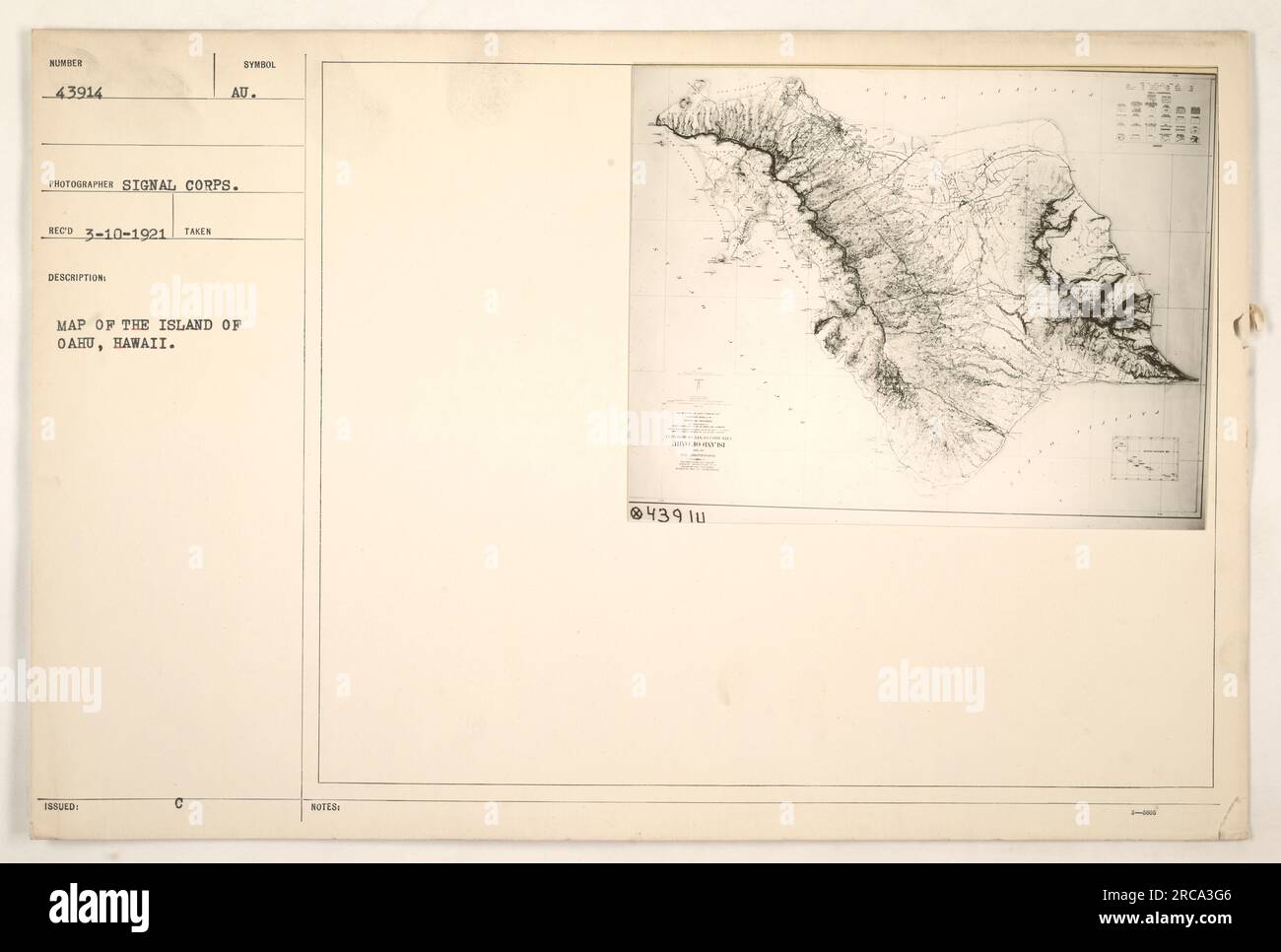 Photographie d'une carte de l'île d'Oahu, Hawaï, prise le 10 mars 1921 par le signal corps. La carte montre des détails, y compris l'emplacement de SuperD Merak et quelques notations de symboles. Cette image fait partie de la collection de photographies des activités militaires américaines pendant la première Guerre mondiale. Banque D'Images