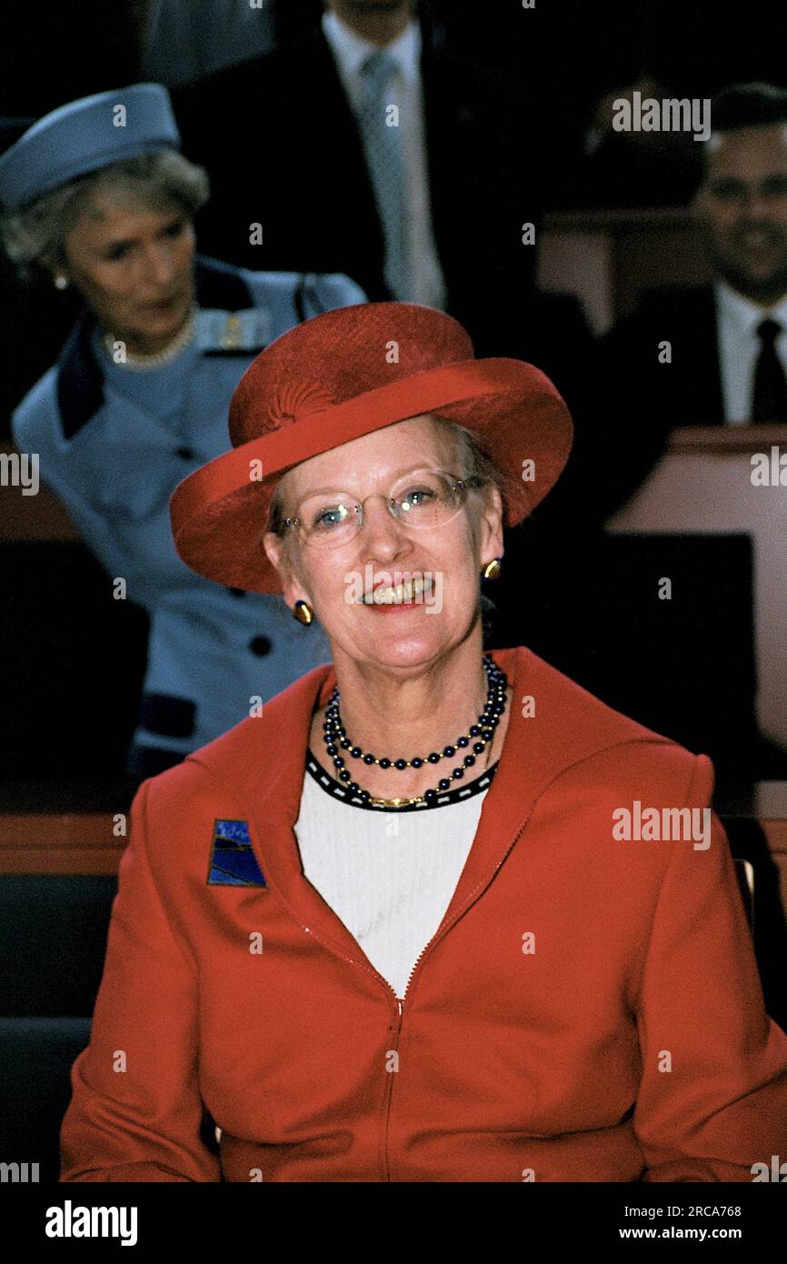 Copenhague/Danemark/20 juin 2003/Images historiques de S.M. la Reine <margrethe II of Denmark at danish insitutiomn in capital.     (Photo.Francis Joseph Dean/Dean Pictures) Banque D'Images