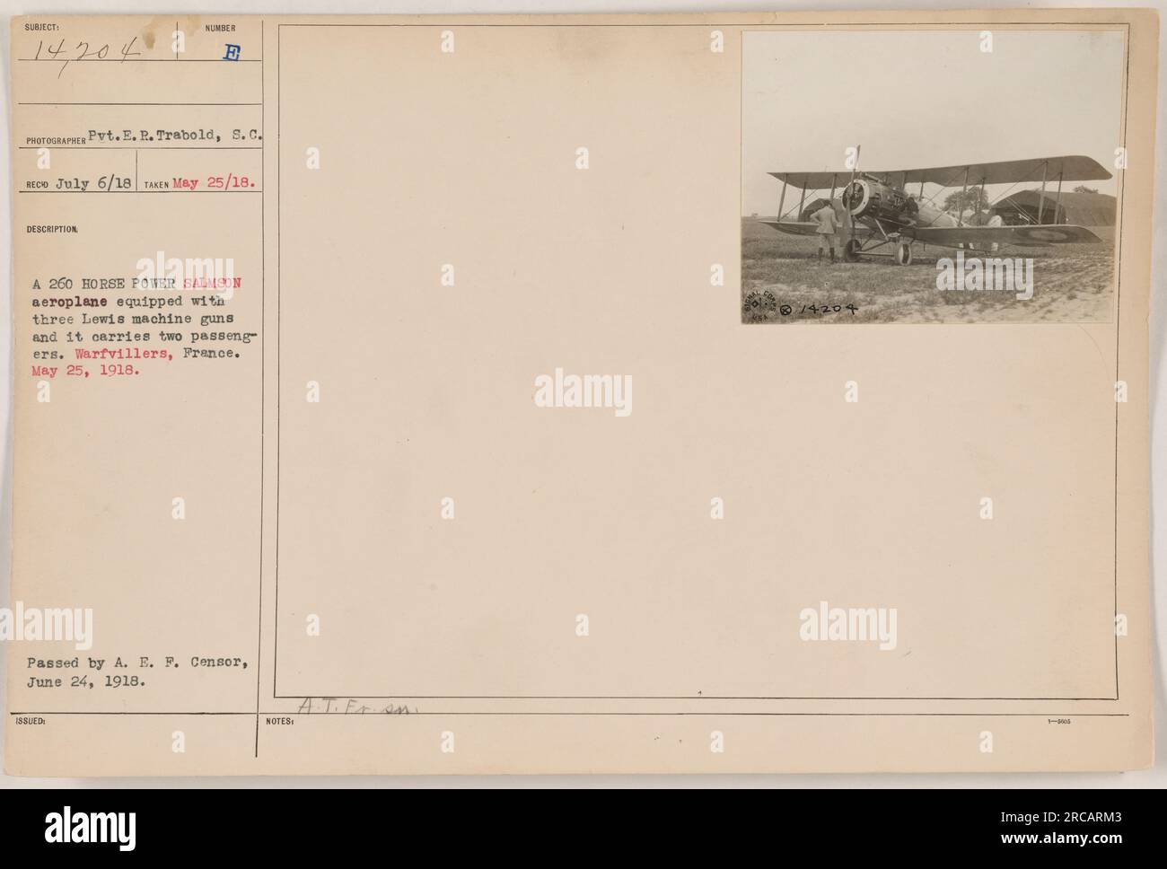 Photographie d'un avion Salmson de 260 chevaux à Warfvillers, France. L'avion est équipé de trois mitrailleuses Lewis et a la capacité de transporter deux passagers. Prise le 25 mai 1918 par Pvt.E. R. Trabold. Publié par le censeur A. E. F. le 24 juin 1918. Banque D'Images