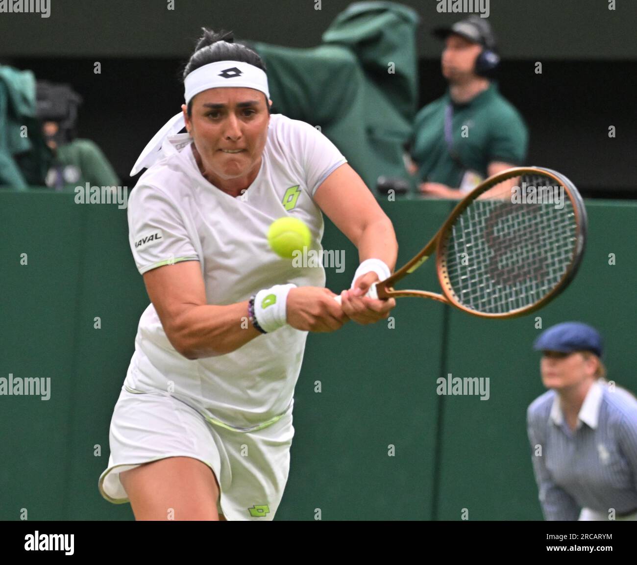 Londres, GBR. 13 juillet 2023. Londres Wimbledon Championships Day 11 1/07/2023 ONS Jabeur (TUN) remporte le match de demi-finale crédit : Roger Parker/Alamy Live News Banque D'Images