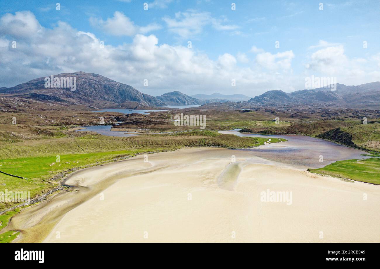 UIG Sands alias Traigh Uuige, Uig Bay, Lewis, Hébrides extérieures. Vue sud-est depuis le dessus de Dun Borranish. Antenne Banque D'Images