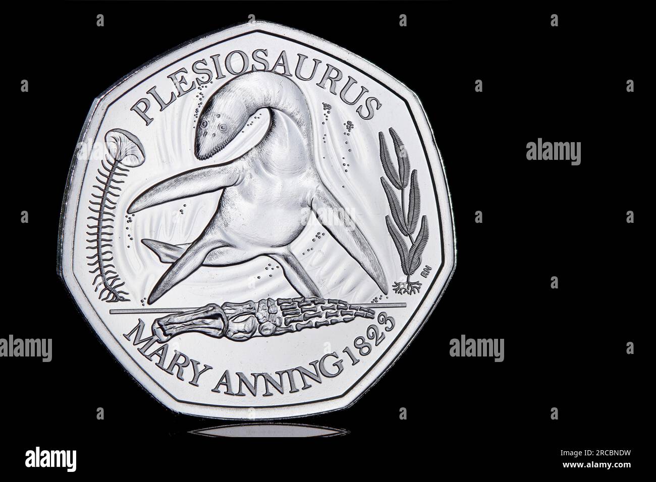 2021 Plesiosaurus de l'ensemble de 3 dinosaures 50 pence série Banque D'Images