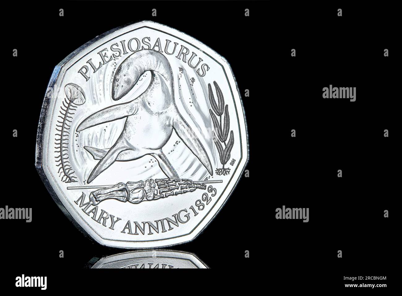 2021 Plesiosaurus de l'ensemble de 3 dinosaures 50 pence série Banque D'Images
