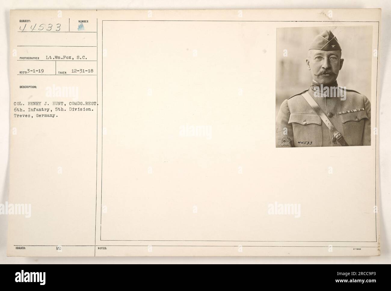 Colonel Henry J. Hunt, commandant du régiment 6th Infantry, 5th Division, photographié à Treves, Allemagne. La photographie a été prise par le lieutenant Wm. Fox, S.C. du 31 décembre 1918 au 1 janvier 1919. Banque D'Images