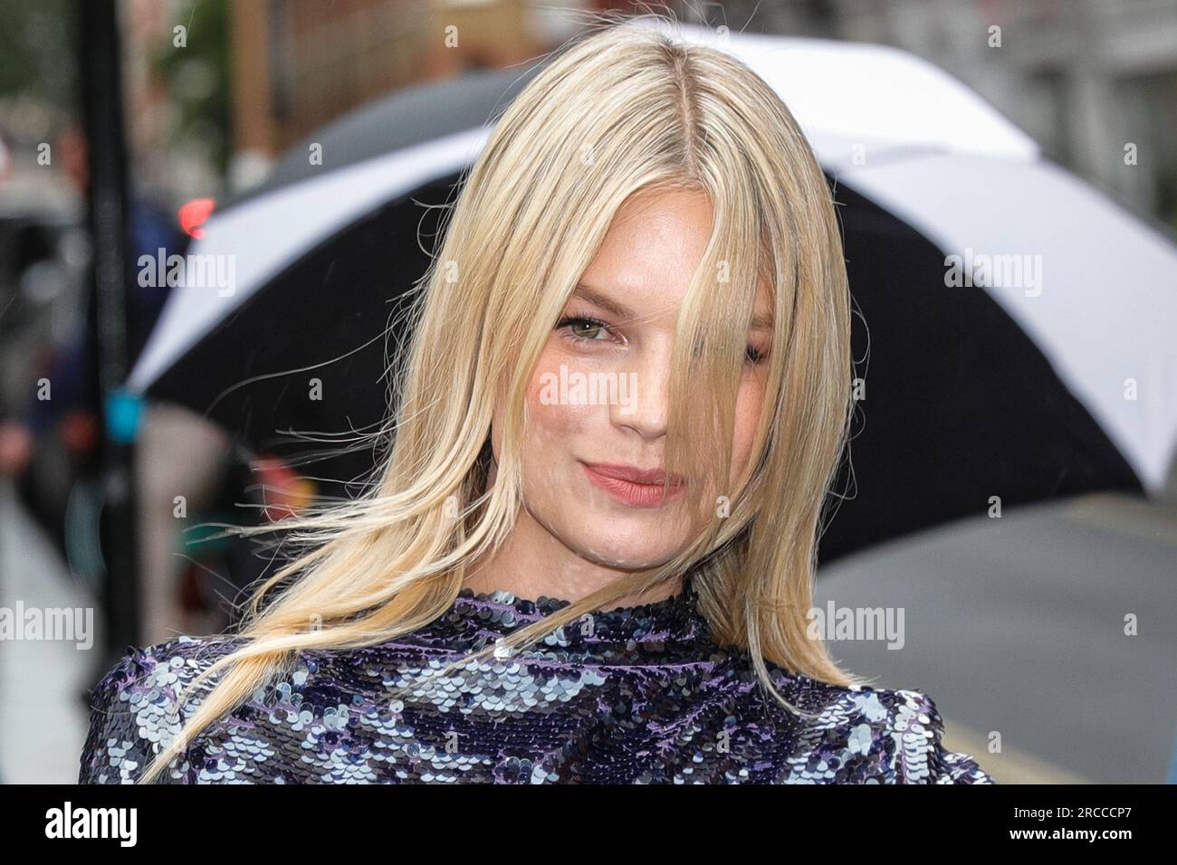 Londres, Royaume-Uni. 13 juillet 2023. Nadine Leopold. Mannequins, célébrités et invités arrivent au Vogue britannique et à la fête d'été d'autoportrait. Edward Enninful OBE, rédacteur en chef de British Vogue, organise un événement avec Han Chong, fondateur et directeur créatif d'autoportrait, ainsi que la mannequin Emily Ratajkowski pour célébrer la créativité britannique. Crédit : Imageplotter/Alamy Live News Banque D'Images