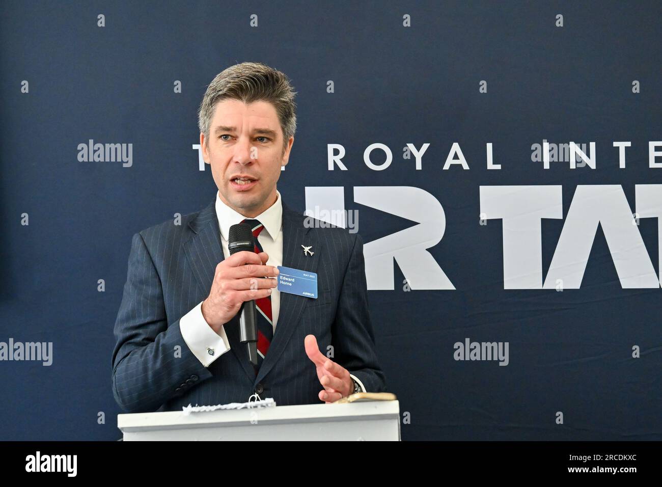 Fairford, Royaume-Uni. 14 juillet 2023. RAF Fairford, Fairford, Gloucestershire, Royaume-Uni le 14 2023 juillet. Edward Horne (Airbus) informe les médias sur la politique et les pratiques de développement durable impliquant les avions Airbus à usage militaire et civil au Royal International Air Show (riat) à RAF Fairford, Fairford, Gloucestershire, Royaume-Uni, le 14 2023 juillet. Crédit : Francis Knight/Alamy Live News Banque D'Images