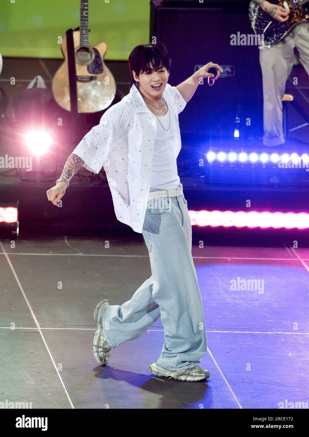 South Korean singer Jung Kook from the K-pop band BTS performs solo on ABC's "Good Morning America" at Rumsey Playfield/SummerStage on Friday, July 14, 2023, in New York. (Photo by Evan Agostini/Invision/AP) Banque D'Images