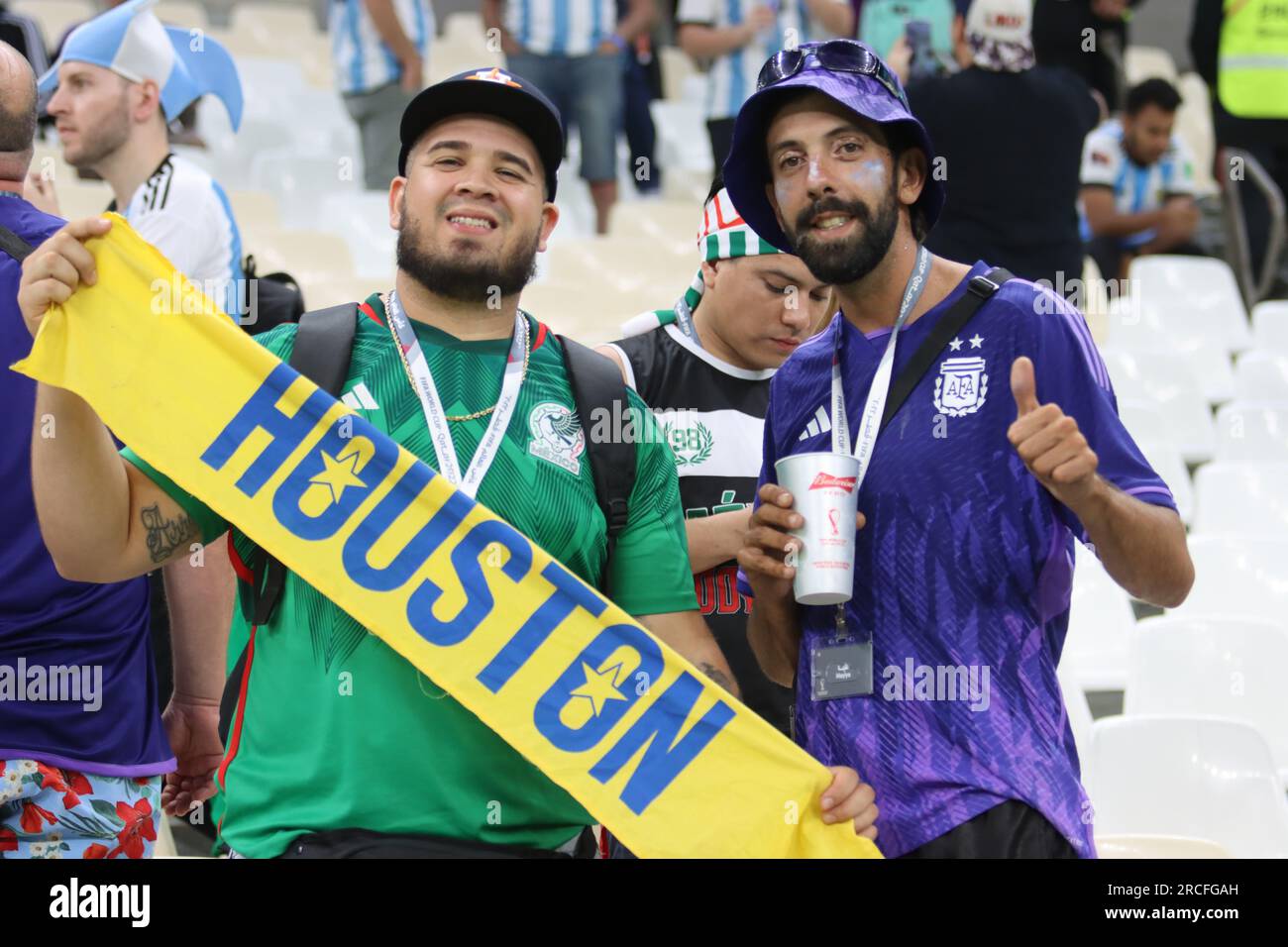 Lusail, Qatar, 26, novembre 2022. Fans de l'Argentine et du Mexique lors du match entre l'Argentine contre le Mexique, match 24 coupe du monde Fifa Qatar 2022. CR Banque D'Images