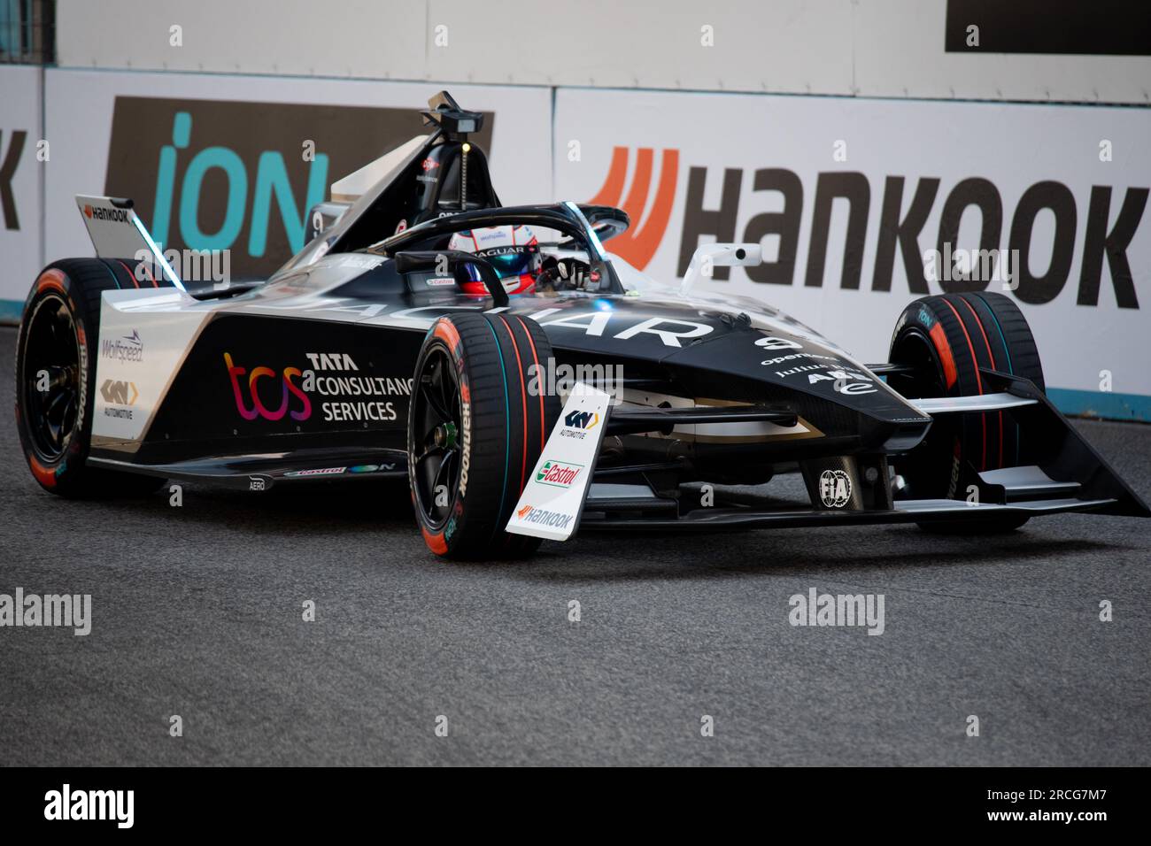 Rome, Italie 14 2023 juillet – E-Prix de Formule E Hankook Rome, essais libres. Mitch Evans (9) (NZL) Jaguar TCS Racing Team en action sur circuit. Crédit photo : Fabio Pagani/Alamy Live News Banque D'Images