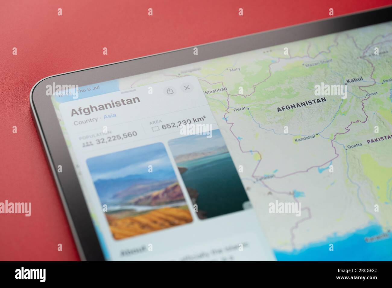 New York, États-Unis - 6 juillet 2023 : Afghanistan sur les cartes de pomme en ligne dans l'écran de tablette ipad vue rapprochée Banque D'Images