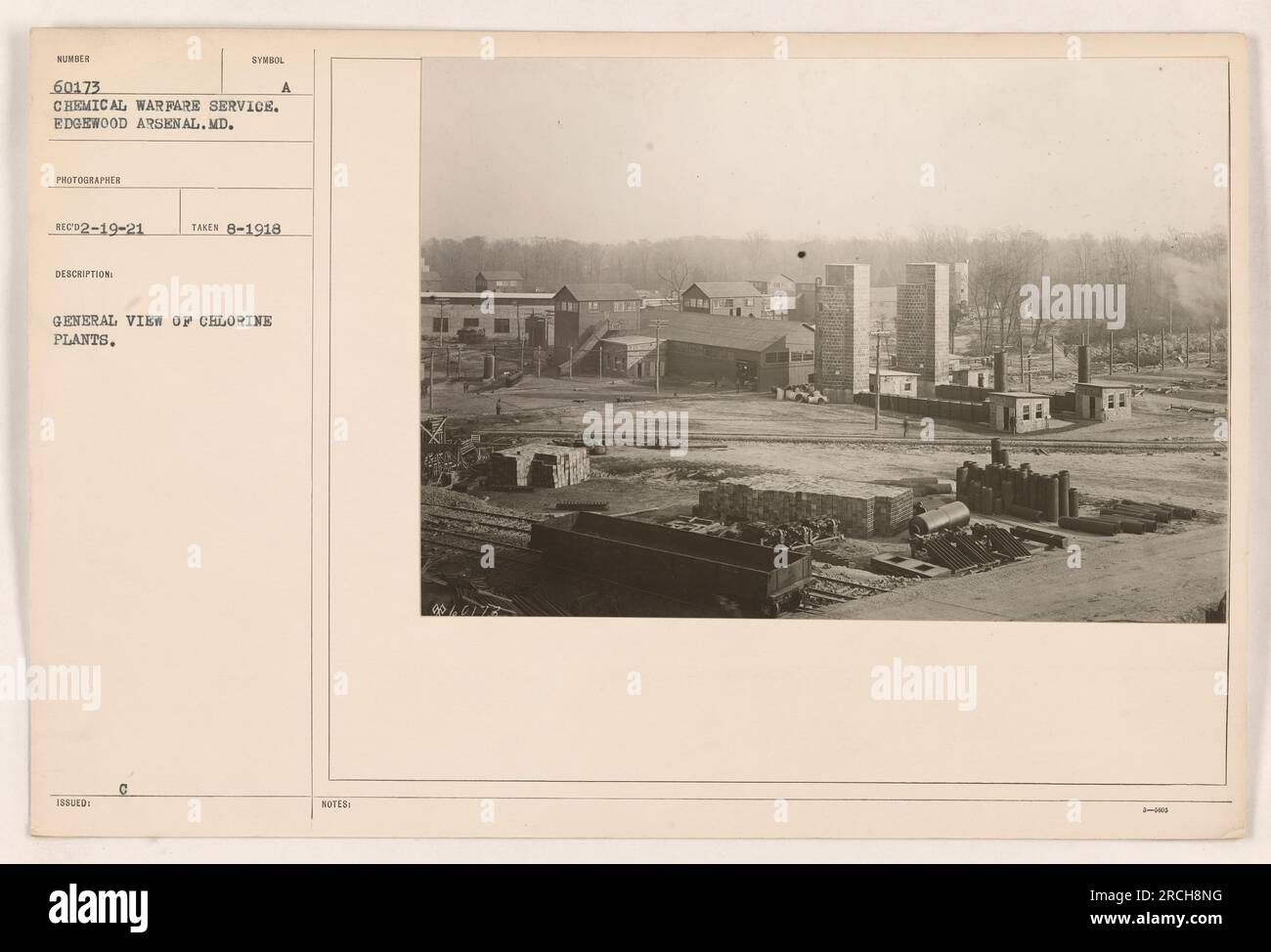 Vue générale des usines de chlore du Chemical Warfare Service à Edgewood Arsenal, MD. Cette photo a été prise vers août 1918 et fait partie d'une collection documentant les activités militaires américaines pendant la première Guerre mondiale Banque D'Images