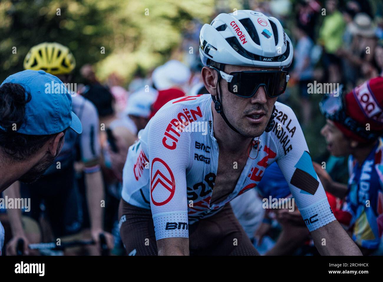 Grabd Colombier, France. 14 juillet 2023. Photo de Zac Williams/SWpix.com- 14/07/2023 - Cyclisme - Tour de France 2023 - Etape 13 Chatillon-sur-Charlaronne à Grand Colombier (137.8km) - Ben O'Connor, AG2R Citroën. Crédit : SWpix/Alamy Live News Banque D'Images