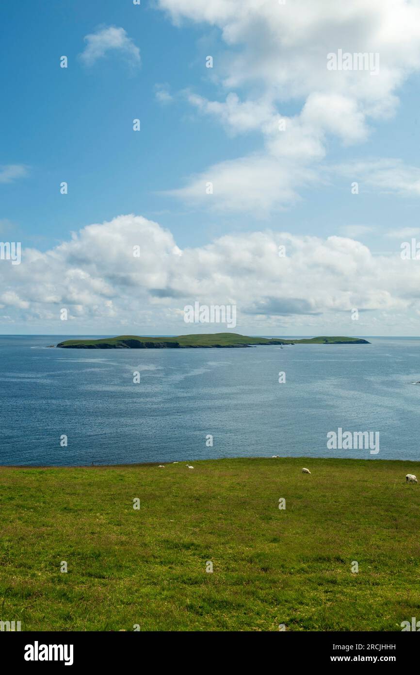 Sandwick, Sandsyre et Mousa villages et îles dans les îles Shetland, en Écosse. Banque D'Images