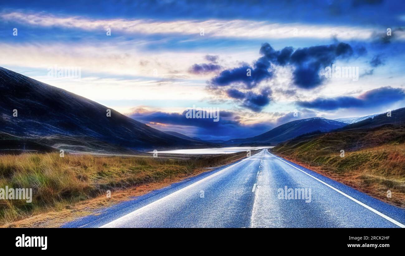 Route vers Glen Carron Banque D'Images