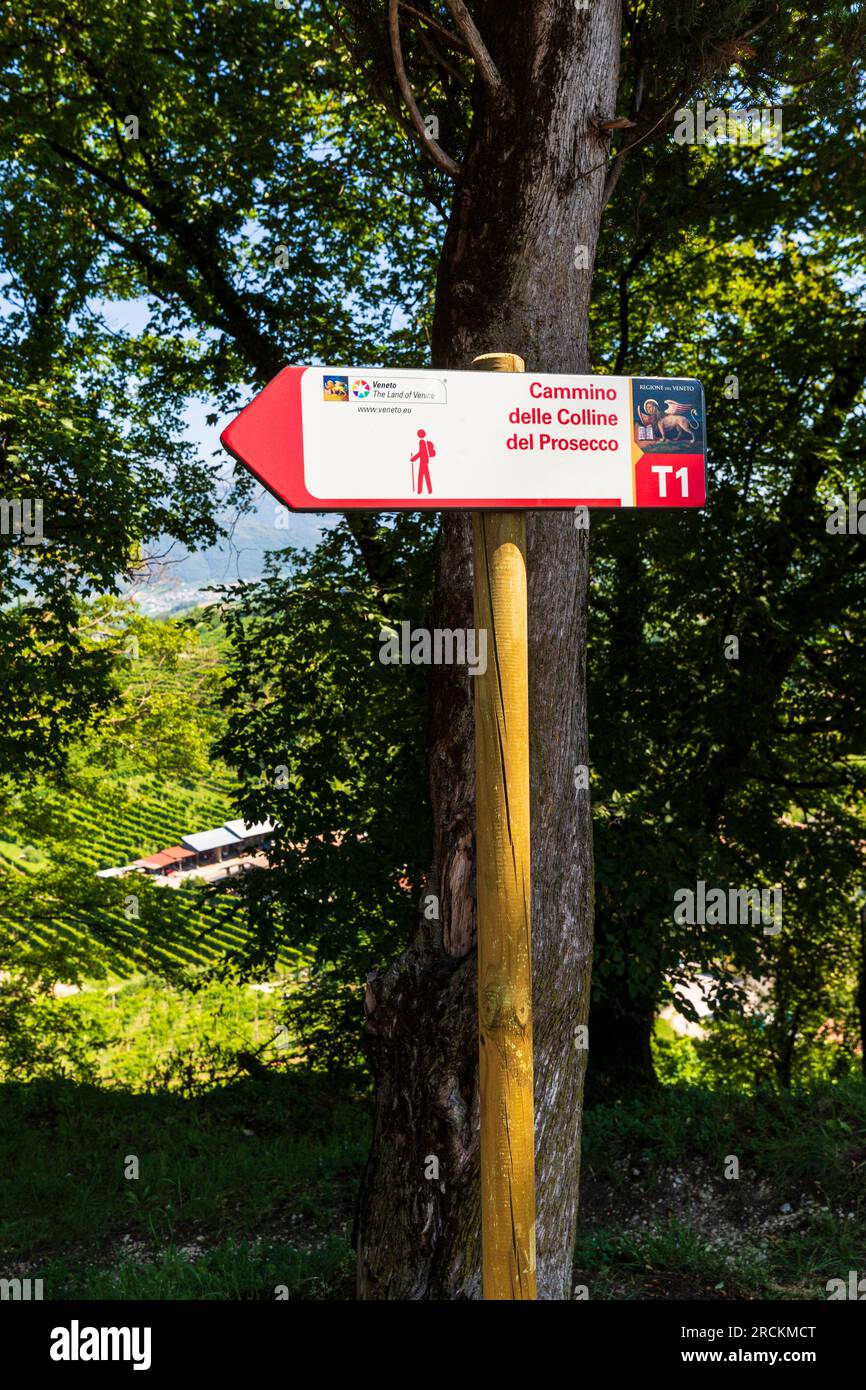 Italie Veneto Vidor - panneaux routiers pour le Prosecco Hills Trail Banque D'Images