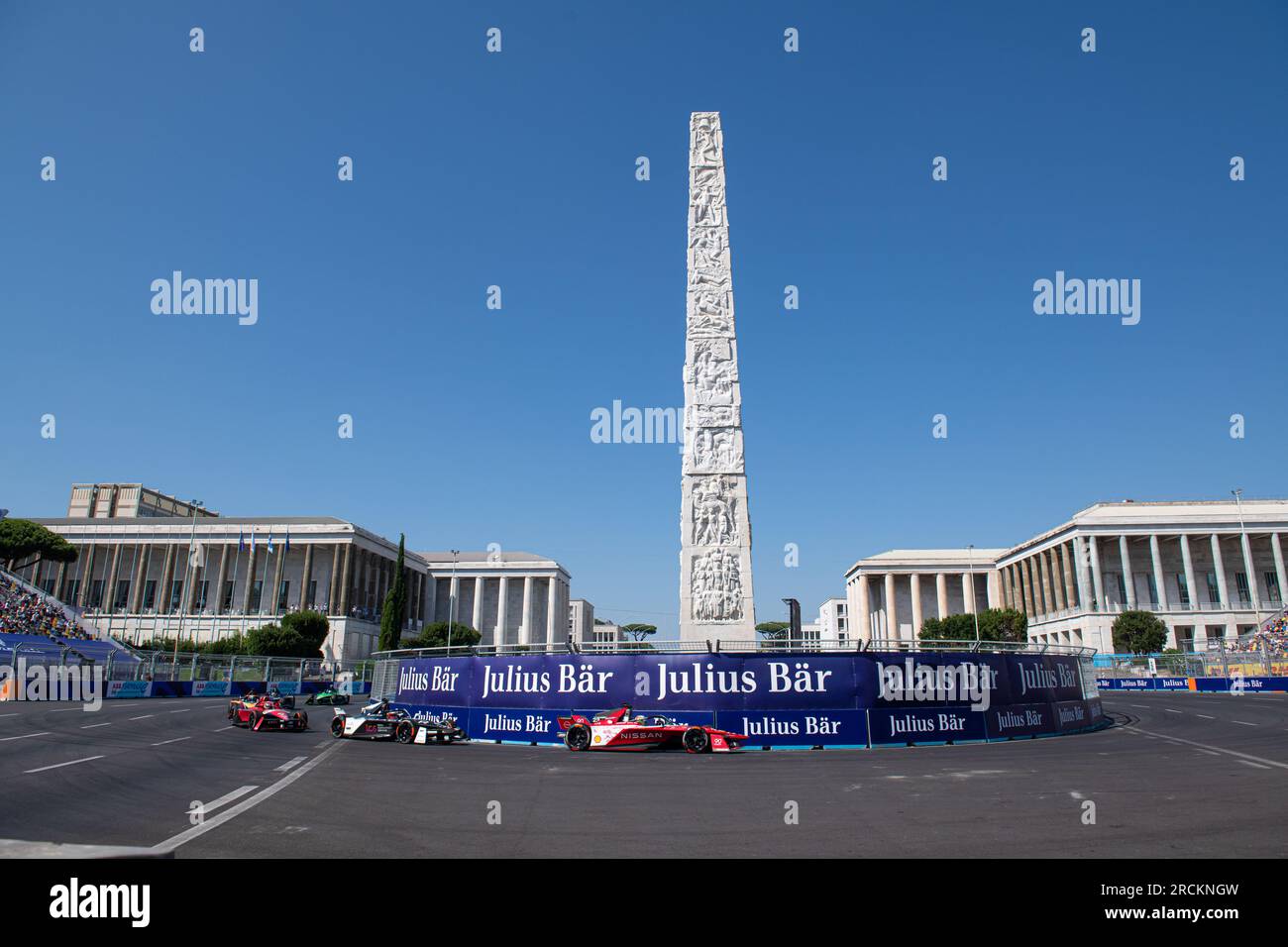 Rome, Italie 15 2023 juillet – Formule E Hankook Rome E-Prix, course 1. Action de groupe sur l'hippodrome. Crédit photo : Fabio Pagani/Alamy Live News Banque D'Images